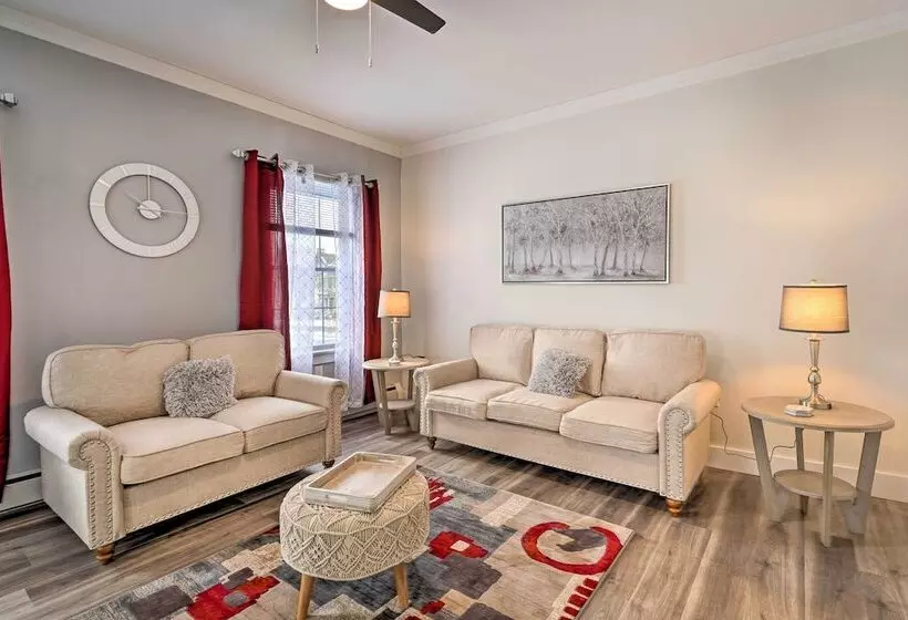 Dog Friendly Downtown Auburn Vacation Rental!