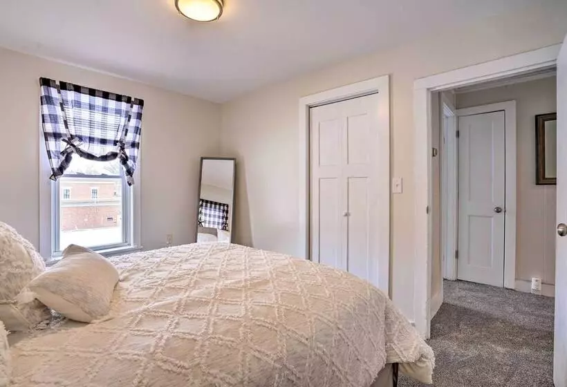 Dog Friendly Downtown Auburn Vacation Rental!