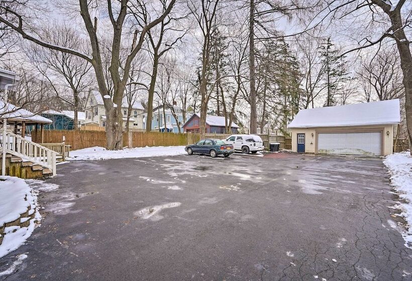 Dog Friendly Downtown Auburn Vacation Rental!