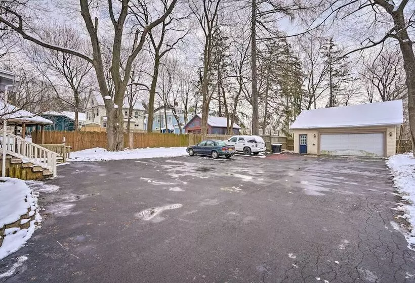 Dog Friendly Downtown Auburn Vacation Rental!