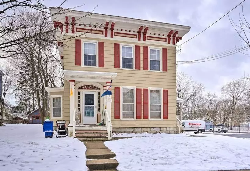 Dog Friendly Downtown Auburn Vacation Rental!