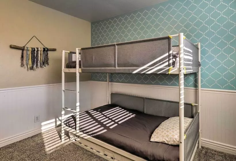 Family Friendly Orem Home Near Uvu & Byu!