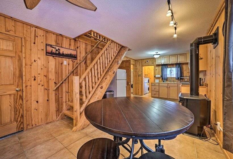 Gaylord Cottage, Walk To Lake Otsego Beaches!