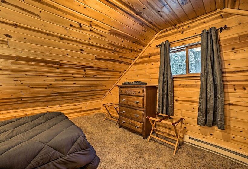 Gaylord Cottage, Walk To Lake Otsego Beaches!