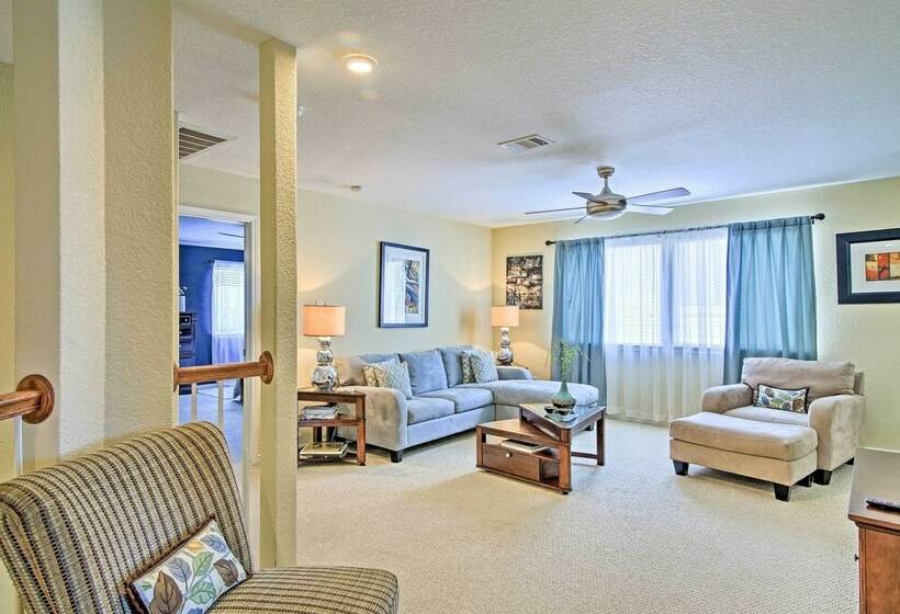 Home W/ Patio, Mins To Seaworld+lackland Afb!