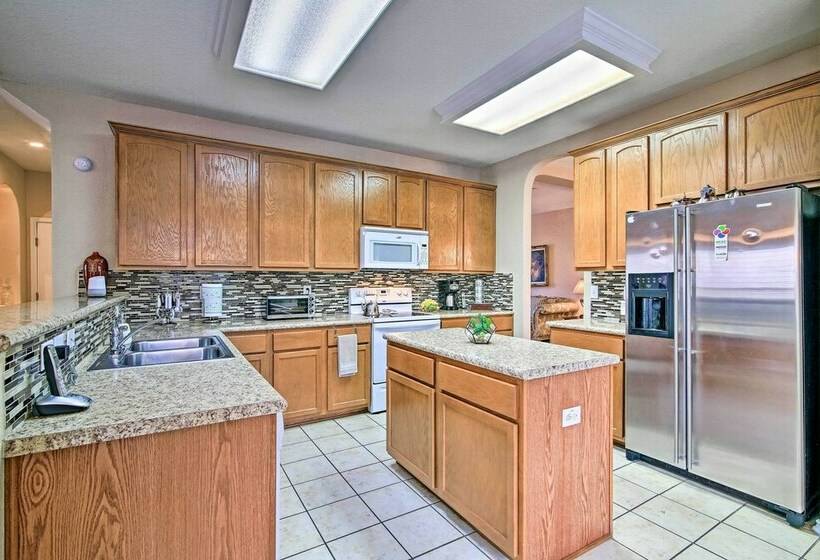 Home W/ Patio, Mins To Seaworld+lackland Afb!