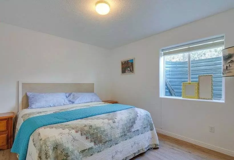 Alton Cabin W/ Deck ~ 2 Mi To Dixie Nat L Forest!