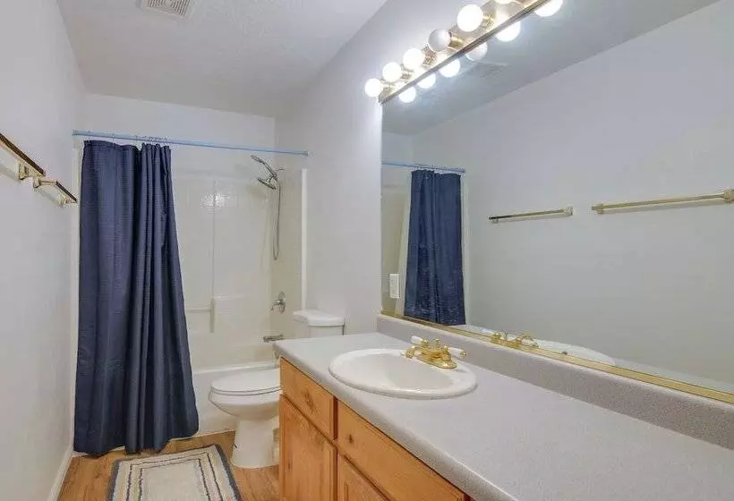 Alton Cabin W/ Deck ~ 2 Mi To Dixie Nat L Forest!