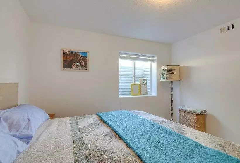 Alton Cabin W/ Deck ~ 2 Mi To Dixie Nat L Forest!