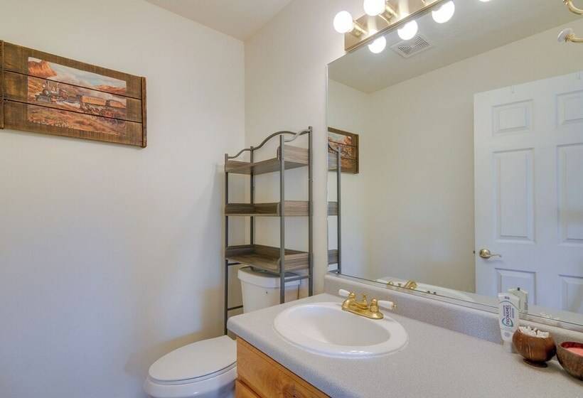 Alton Cabin W/ Deck ~ 2 Mi To Dixie Nat L Forest!