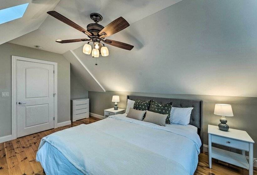 Lakefront Genoa City Home W/ Private Beach