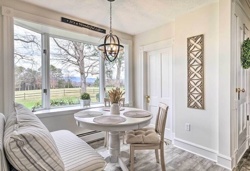 Lush, Modern Farmhouse W/ Mtn Views & Sunroom