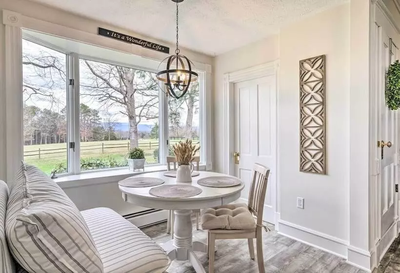 Lush, Modern Farmhouse W/ Mtn Views & Sunroom
