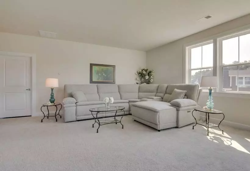 Modern Lewes Home W/ Deck, Grill + Pond View!