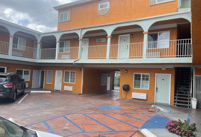 מוטל Economy Inn