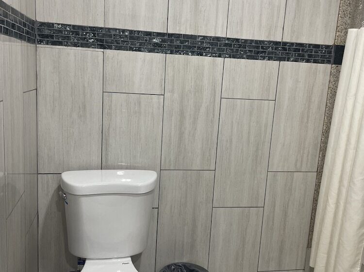 מוטל Economy Inn