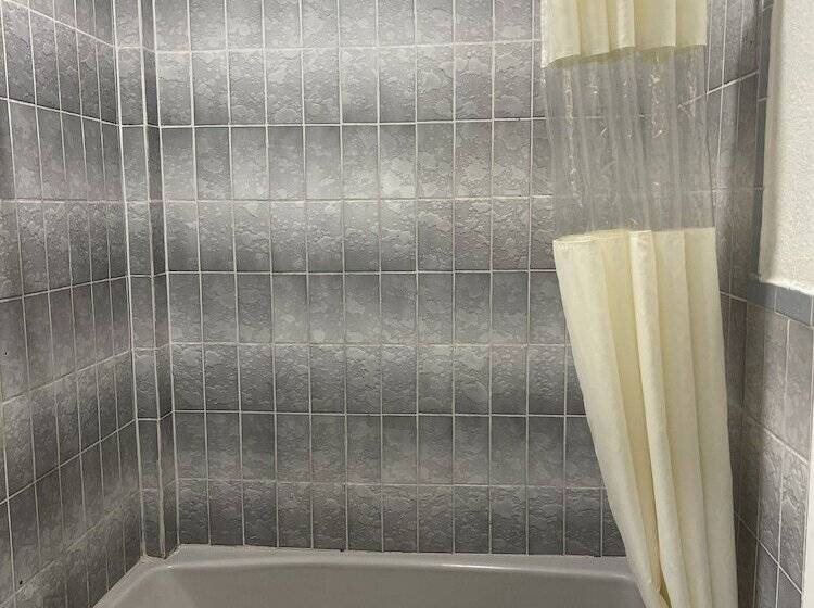 מוטל Economy Inn