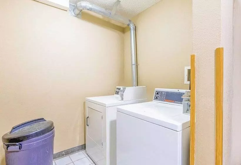 Motelli Super Sleep Inn