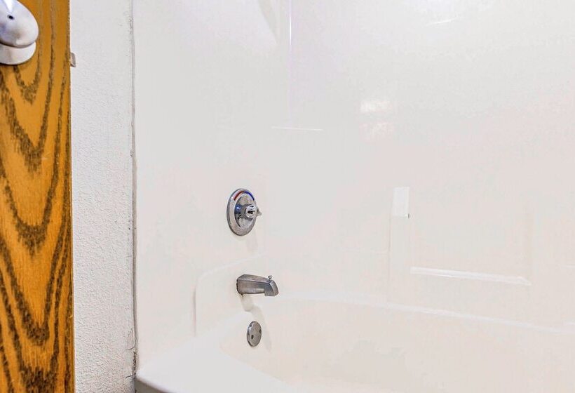 فندق على الطريق Super Sleep Inn