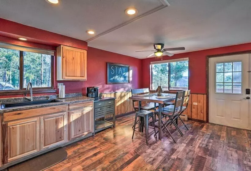 Divide Cabin In The Heart Of Colorful Colorado!