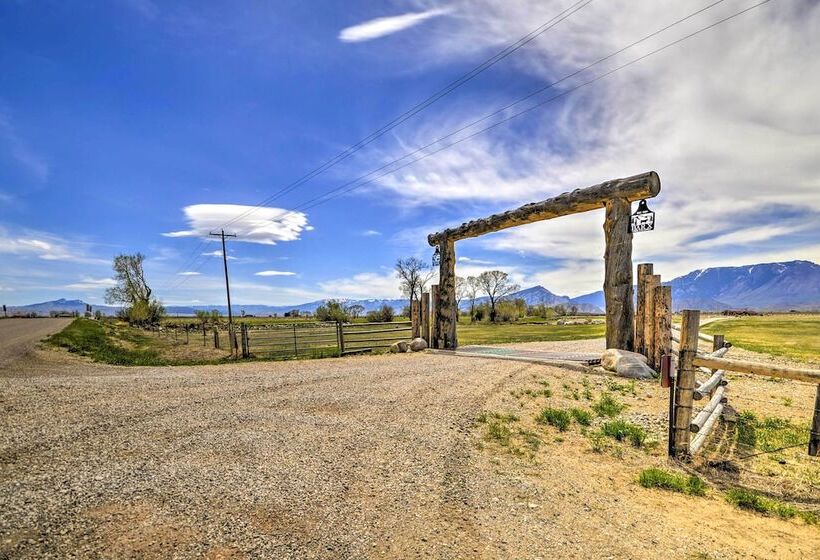 Private Powell Ranch Cabin W/ Mountain Views!