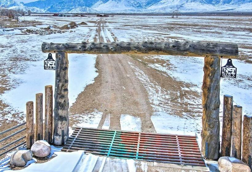 Private Powell Ranch Cabin W/ Mountain Views!