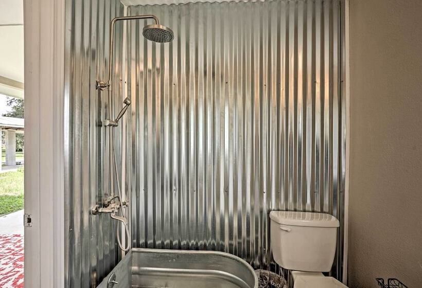 Quiet Pomona Park Rural Home Near St Johns River!