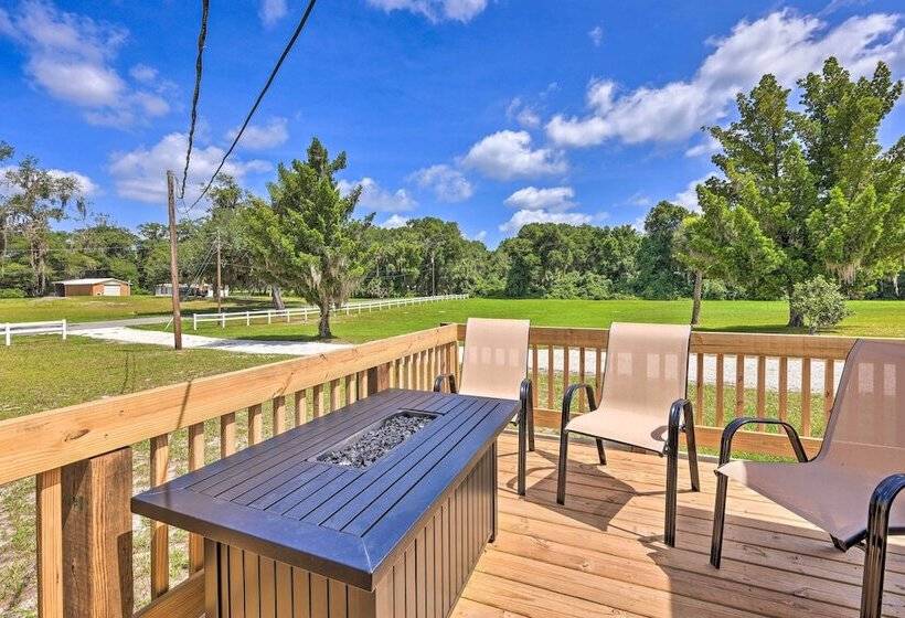 Quiet Pomona Park Rural Home Near St Johns River!