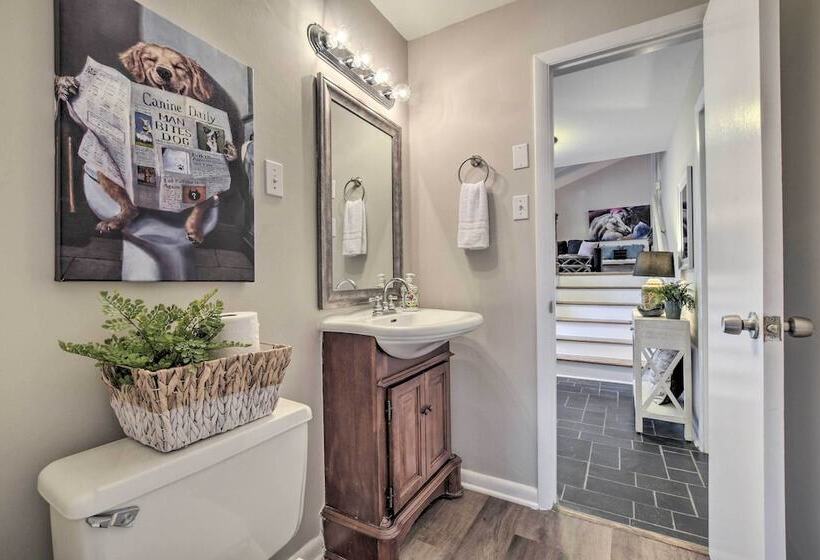 Recently Renovated Raleigh Retreat W/ Patio!