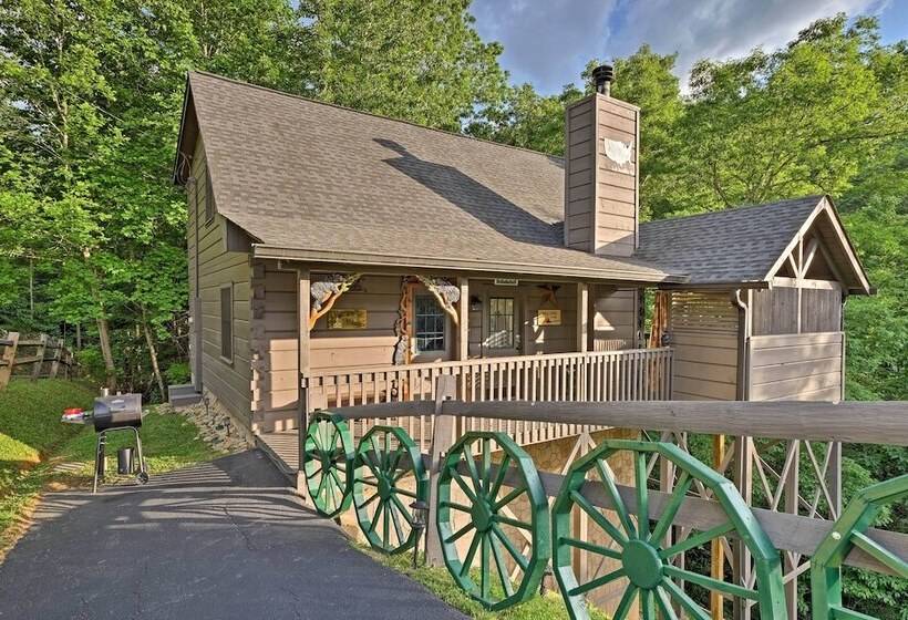 Return To Eden Cabin W/ Hot Tub: 4 Mi To Dollywood