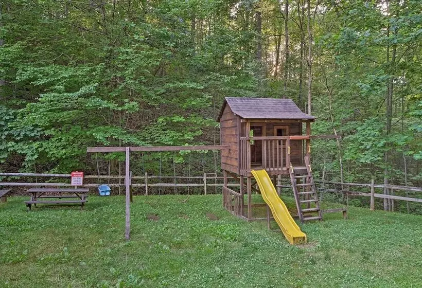 Return To Eden Cabin W/ Hot Tub: 4 Mi To Dollywood