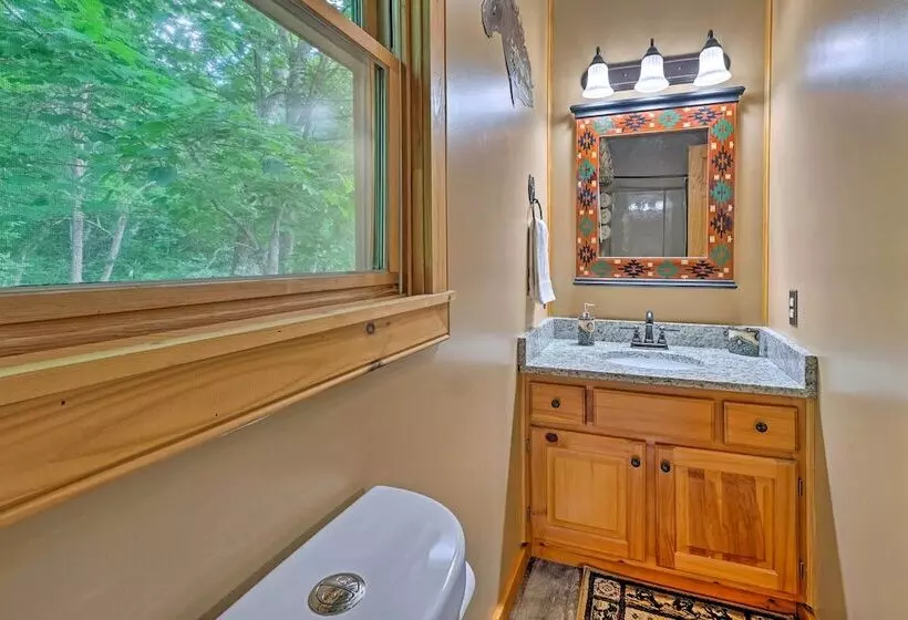 Return To Eden Cabin W/ Hot Tub: 4 Mi To Dollywood