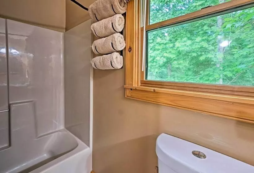 Return To Eden Cabin W/ Hot Tub: 4 Mi To Dollywood