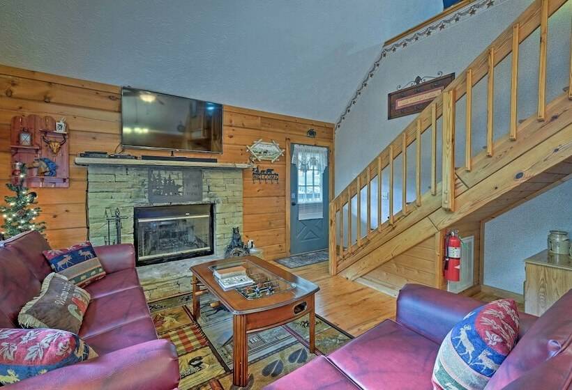 Return To Eden Cabin W/ Hot Tub: 4 Mi To Dollywood