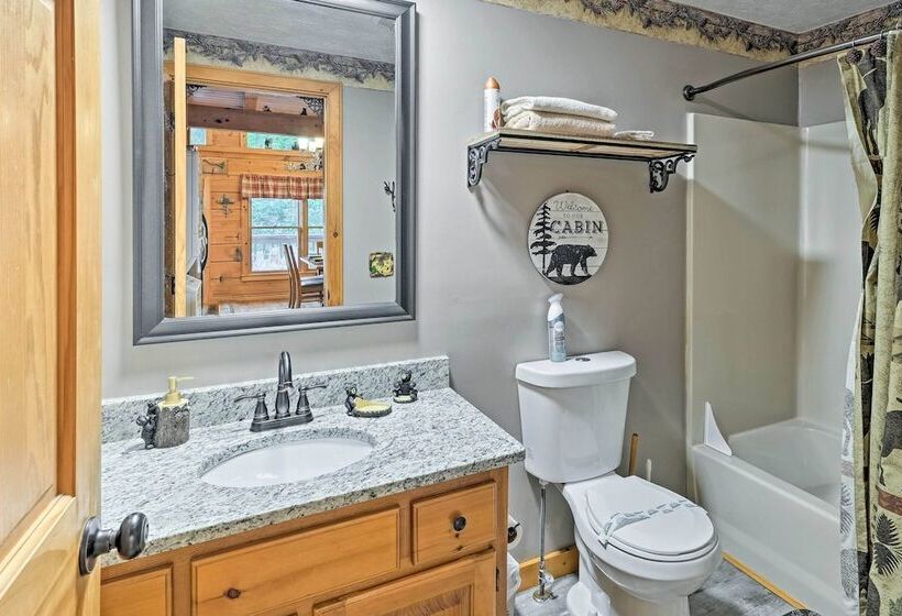 Return To Eden Cabin W/ Hot Tub: 4 Mi To Dollywood