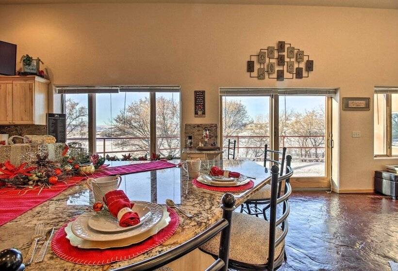 Scenic Great Falls Retreat On Missouri River!