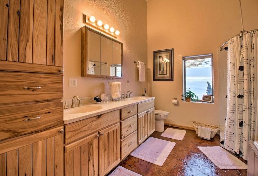 Scenic Great Falls Retreat On Missouri River!