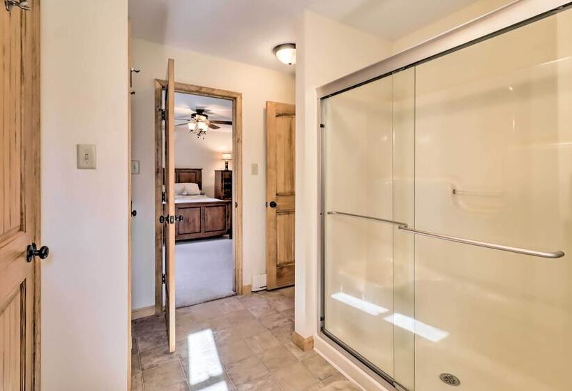 Hike, Fish & Unwind: Albrightsville Cabin!