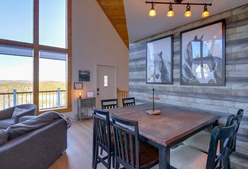 Smoky Mountains Cabin W/ Lake Access & Game Room!