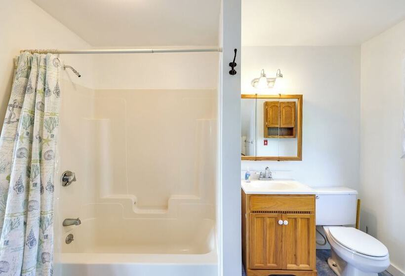 Shorefront House W/ Views, 14 Mi To Acadia Np