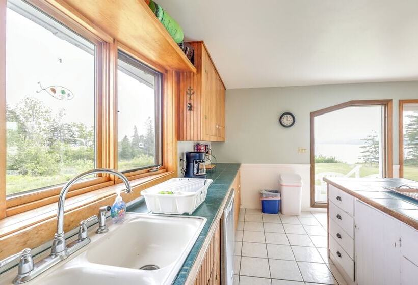 Shorefront House W/ Views, 14 Mi To Acadia Np