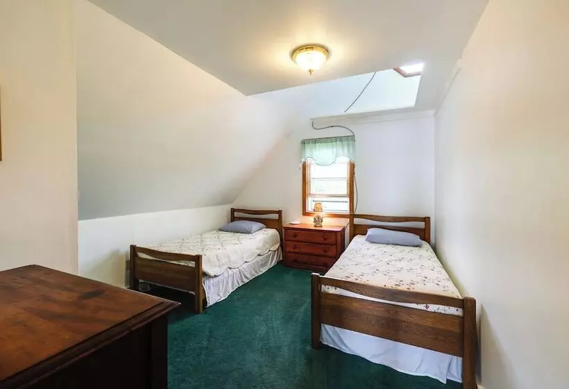 Shorefront House W/ Views, 14 Mi To Acadia Np