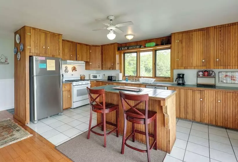 Shorefront House W/ Views, 14 Mi To Acadia Np