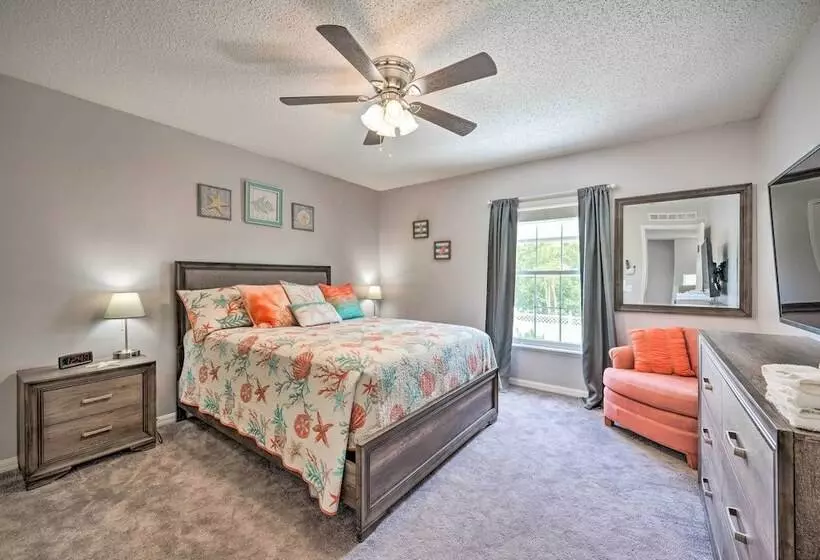 Game Room + Fenced Yard: Home Near Disney World!