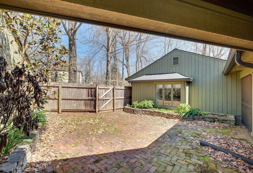 Spacious Prospect Cottage W/ Deck & Scenic Views