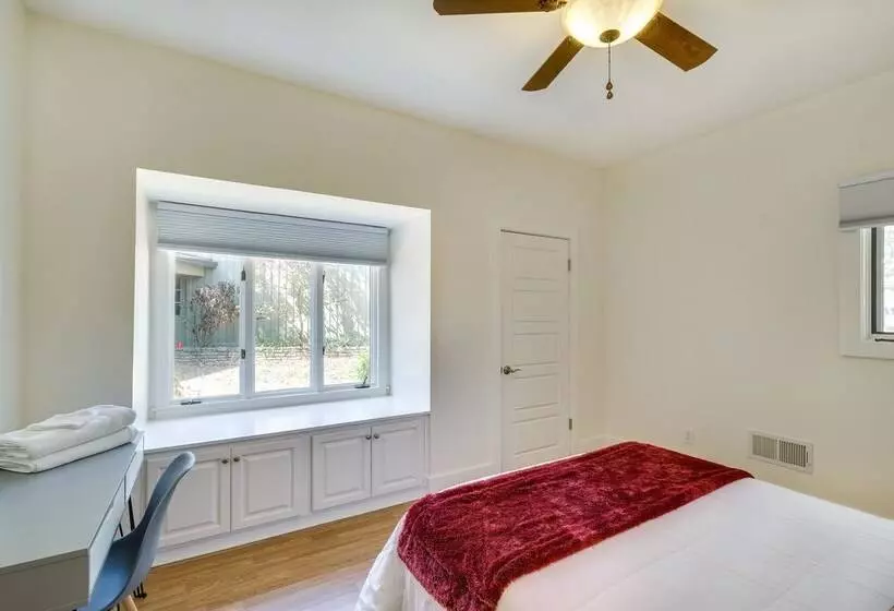 Spacious Prospect Cottage W/ Deck & Scenic Views