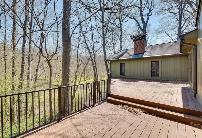 Spacious Prospect Cottage W/ Deck & Scenic Views