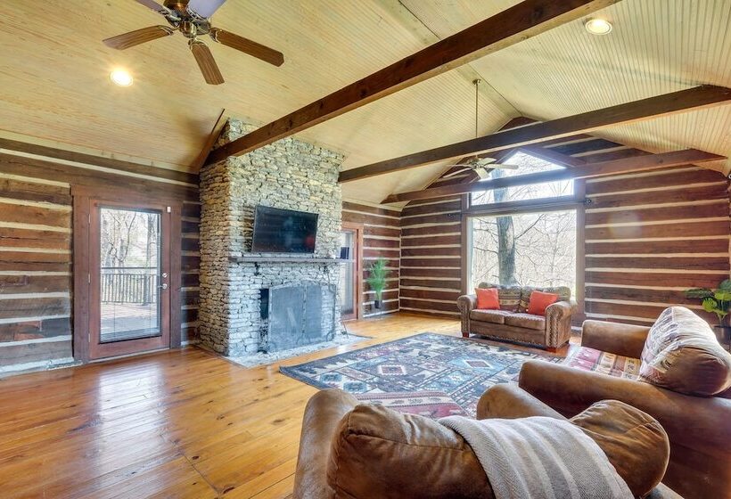 Spacious Prospect Cottage W/ Deck & Scenic Views