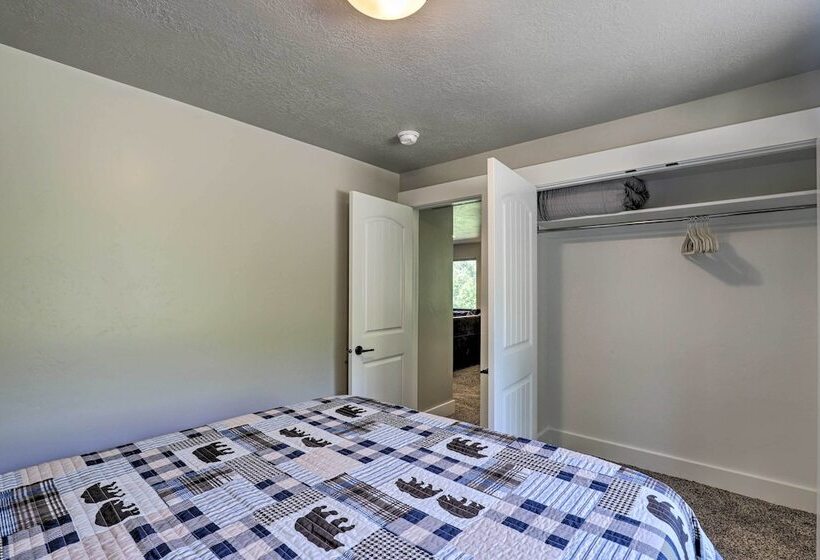 Spacious Resort Cabin In Manti La Sal Mtns!