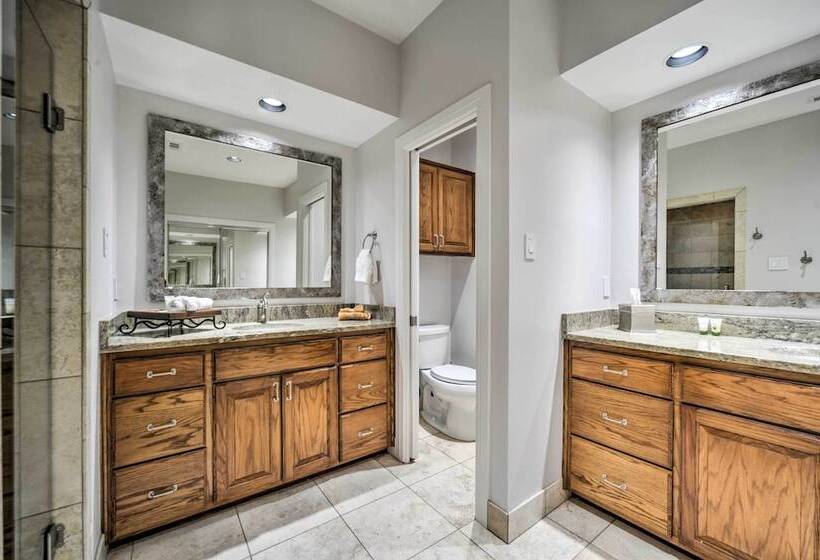 Spacious Spicewood Cottage, Close To Golfing!